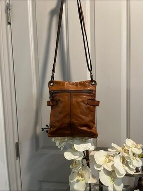Patricia Nash  Leather Crossbody Bag in Cognac Brown four compartments